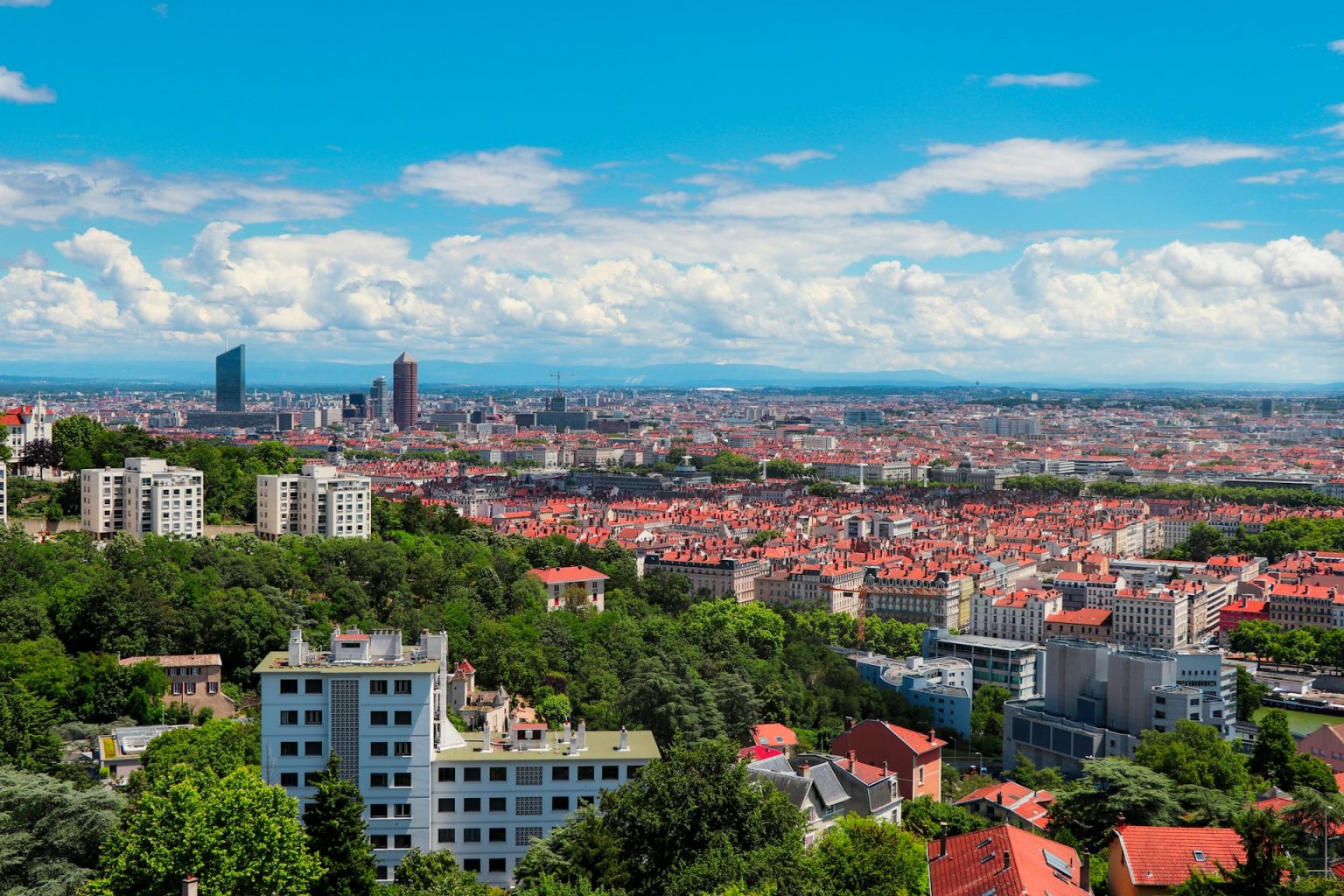 entreprises lyonnaises du quartier des affaires realisez votre audit rgpd a lyon pour garantir votre conformite